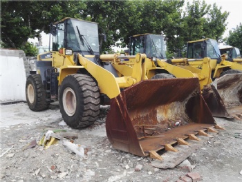 Used Komatsu WA320 wheel loader