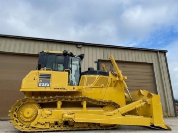 KOMATSU D85 Bulldozer