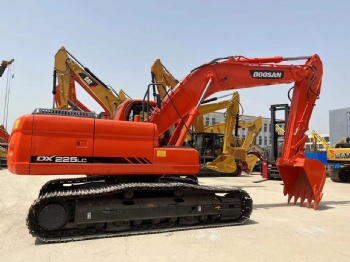 Used Doosan DX225LC Excavator