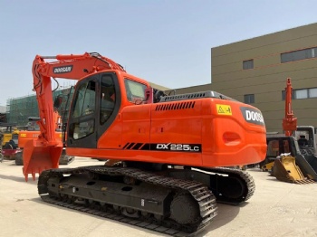 Used Doosan DX225LC Excavator