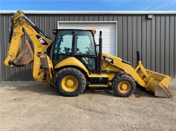 Used CAT 420F Backhoe